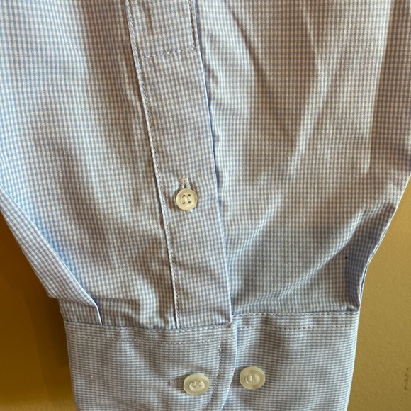 ILMIGLIORE WRINKLE RESISTANT BUTTON DOWN SHIRT - Picture 5 of 5